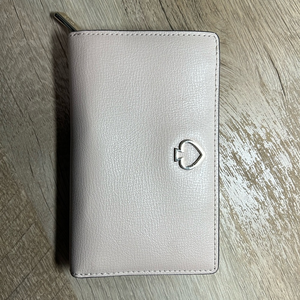 Kate Spade ♠️ Carnation Pink Leather Bifold Wallet